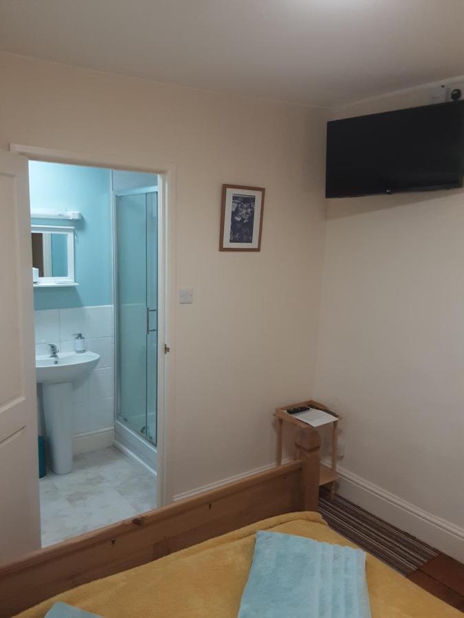 Sharlands Farm Bed And Breakfast Bude Bagian luar foto