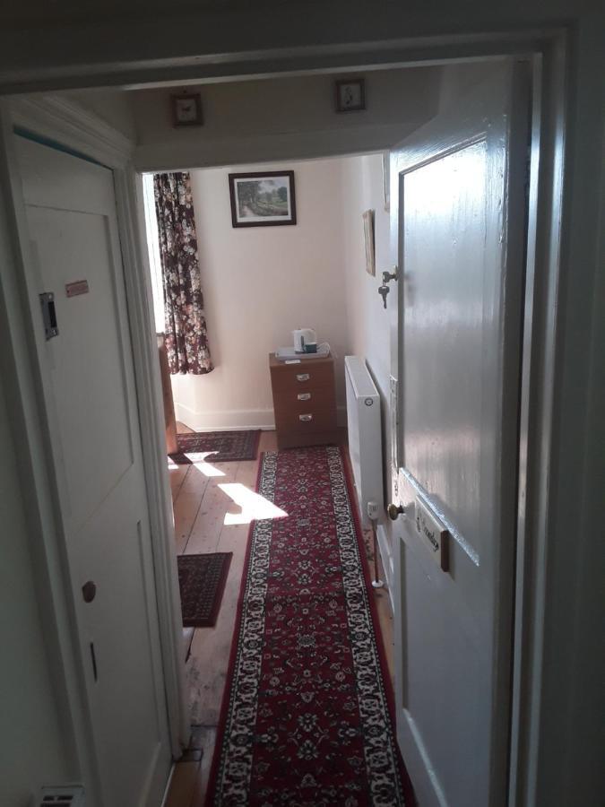 Sharlands Farm Bed And Breakfast Bude Bagian luar foto